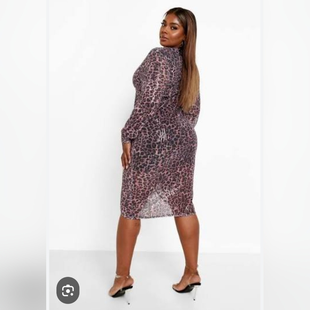 Boohoo Pink Leopard Twist Front Long Sleeve Dress Midi Dress